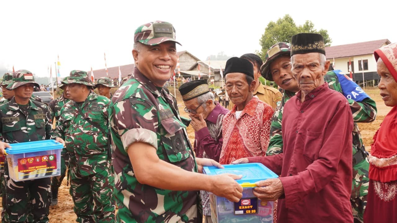 Kolaborasi TNI dan Pemda, TMMD Ke-127 Kodim 1015/Sampit Hadirkan Pembangunan dan Kepedulian Sosial