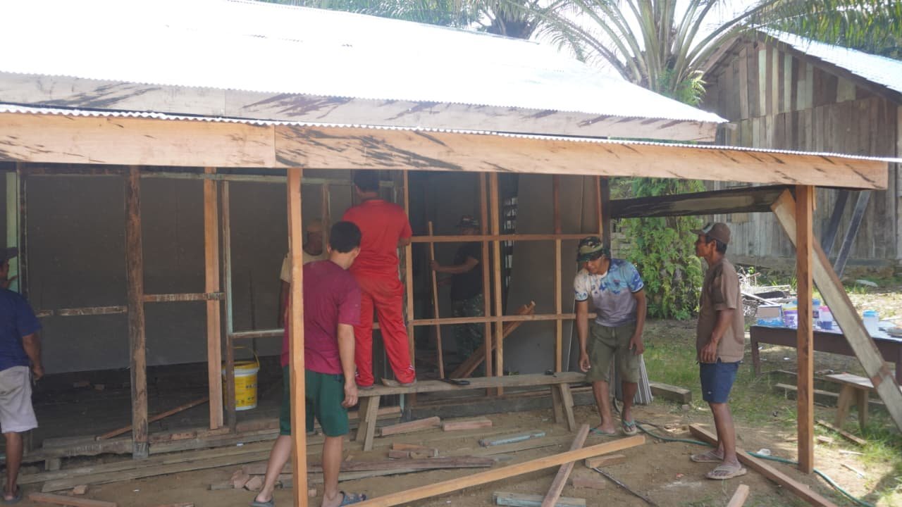 Impian Rumah Layak Mulai Terwujud, Hendri Yuli Rianto Apresiasi Satgas TMMD