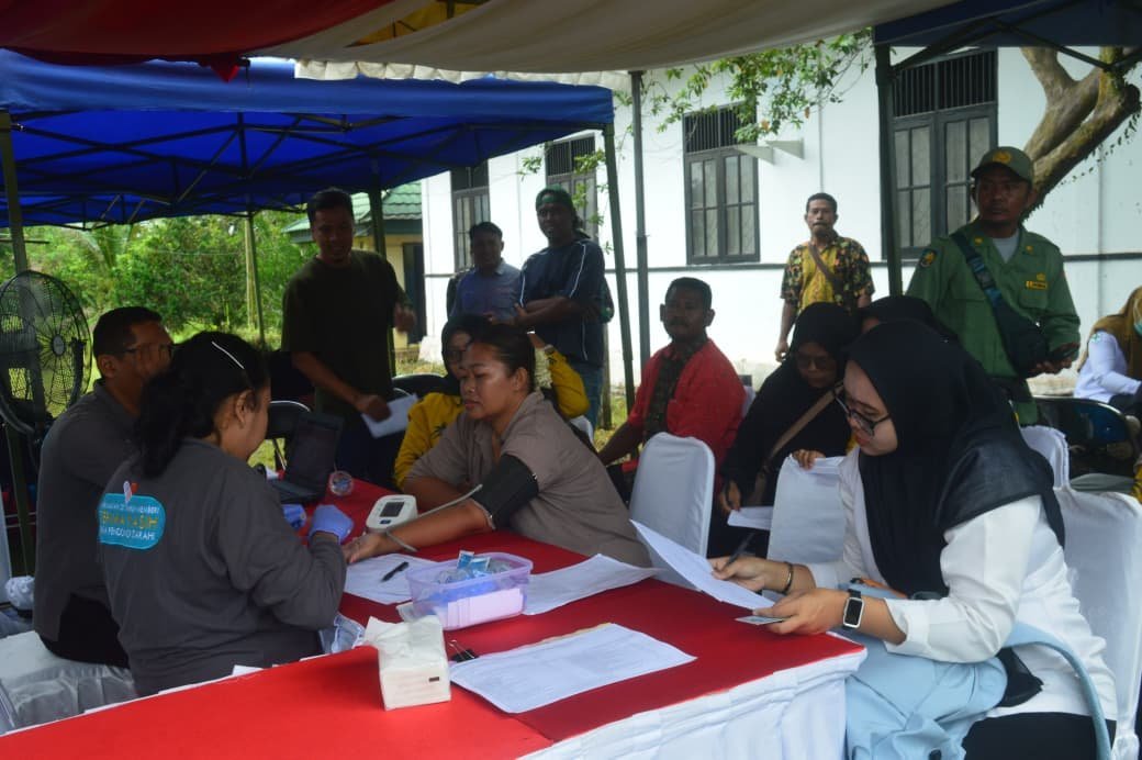 Pengobatan Gratis Warnai Pembukaan TMMD Ke-128 Kodim 1014/Pbn