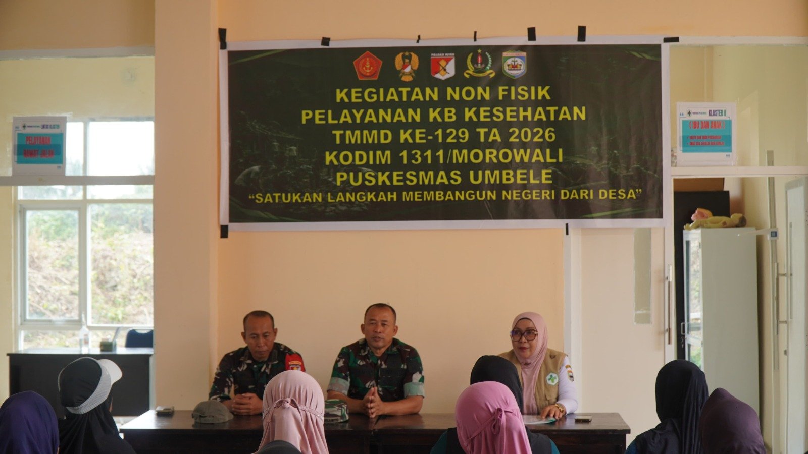 Kolaborasi Satgas TMMD Ke-129 dengan Puskesmas Umbele untuk Layanan Kesehatan dan KB