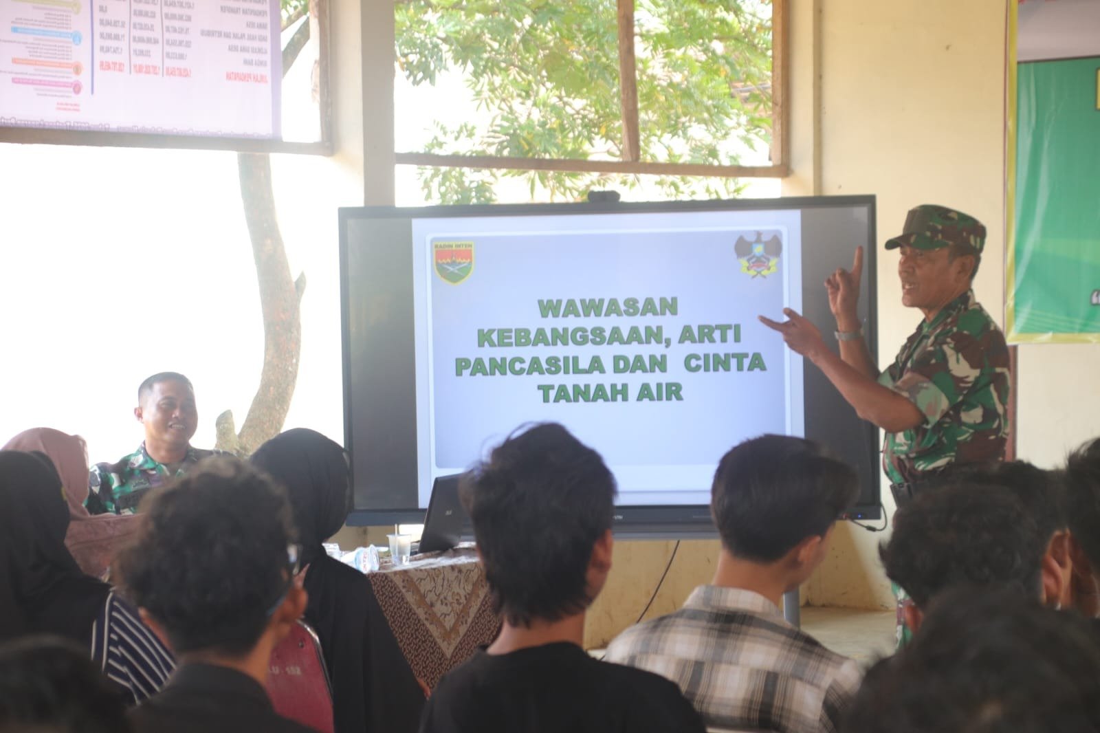 Semangat Kebangsaan di Desa Baru Raharja: Kegiatan TMMD Ke-129 Kodim 0412/LU