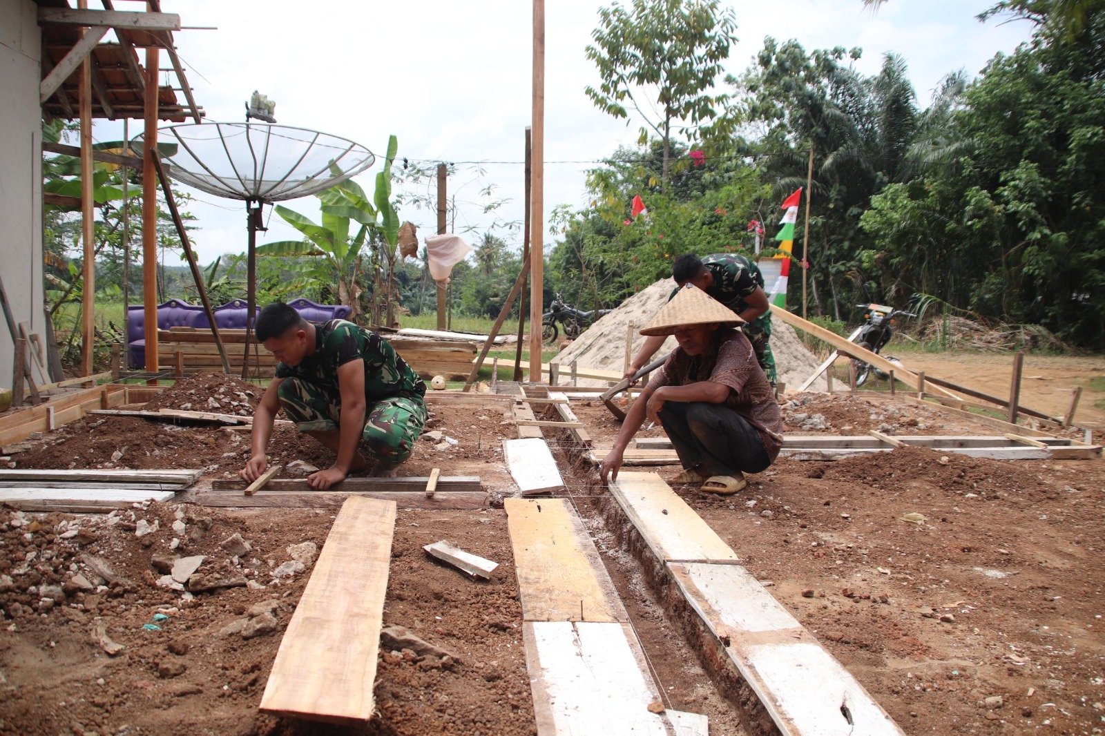 Keterlibatan TNI dan Masyarakat, Proyek TMMD 129 Kodim 0412/LU di Sungkai Utara Maju Pesat