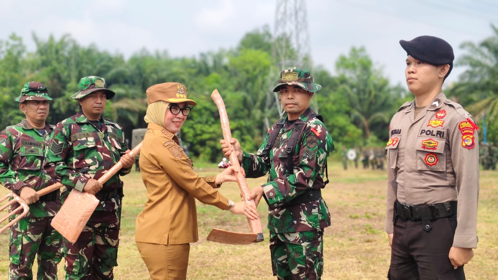 Inisiatif TNI Memajukan Desa Melalui Program TMMD ke-130 di Way Kanan